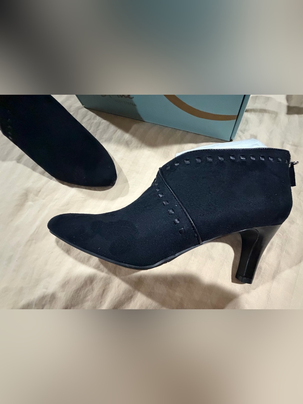 Life Stride Black Micro Suede Almond toe ankle boots NWT